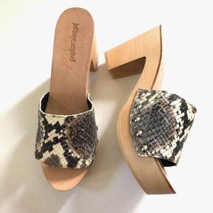 Jeffrey Campbell Dlight Clogs Snakeskin Mules Heels Chunky Boho Slides Size 9